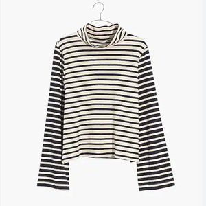 Madewell Wide-Sleeve Turtleneck in Stripe-Block